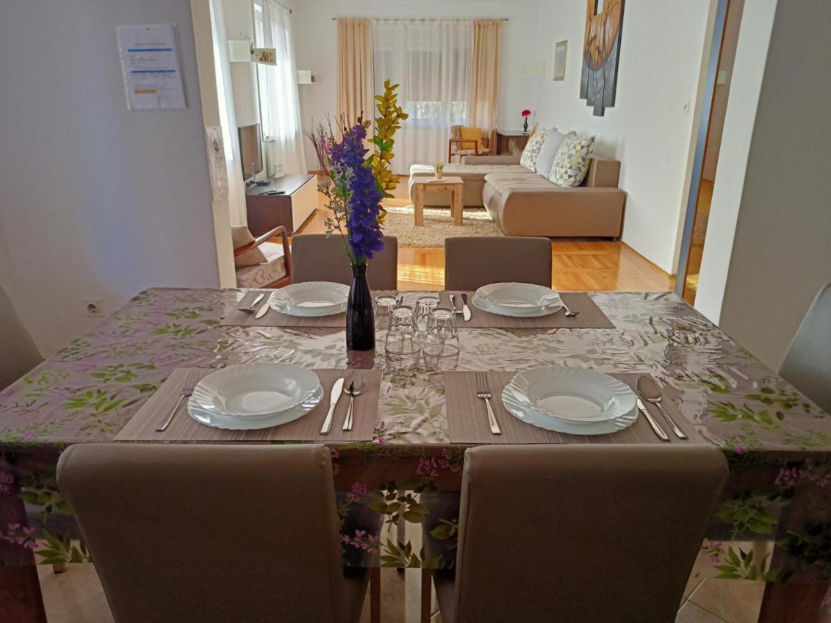 Apartment Tomas,,,Spacious House With Private Parking,Terrace,5G Internet,,,,, Zadar Eksteriør billede